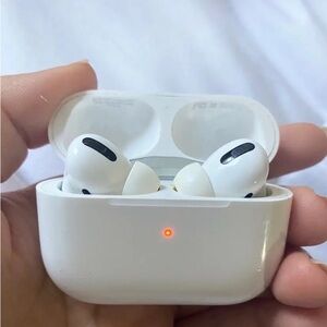 Apple air pod pros